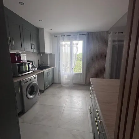 Calme Et élégant *